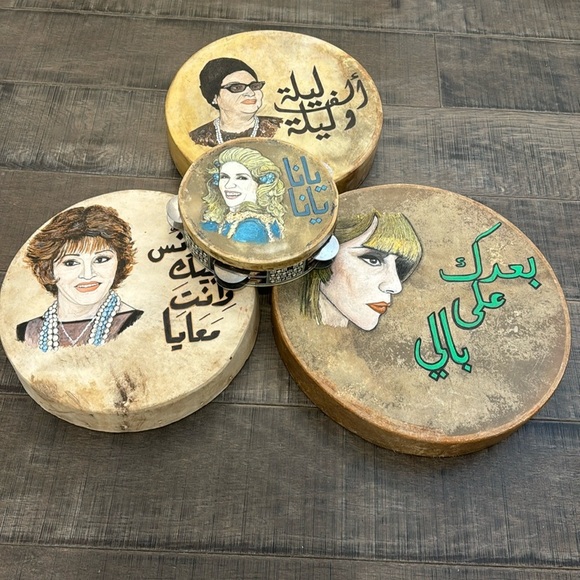 Custom made hand painted daF MUSICAL INSTRUMENT - Picture 3 of 16